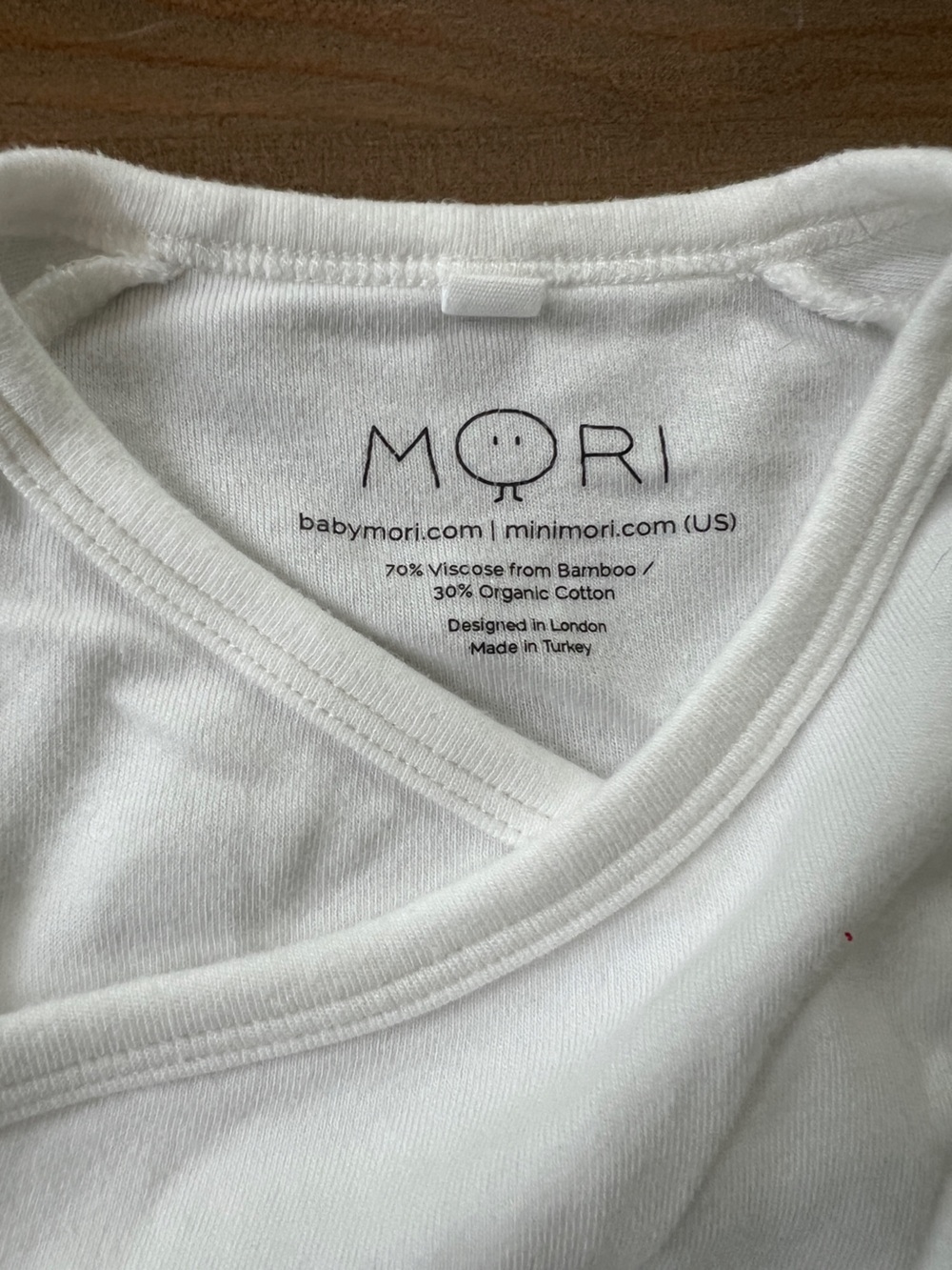 MORI Bamboo Organic Cotton Blend Long Sleeve Onesie - 9-12 Months - Picture 2 of 2